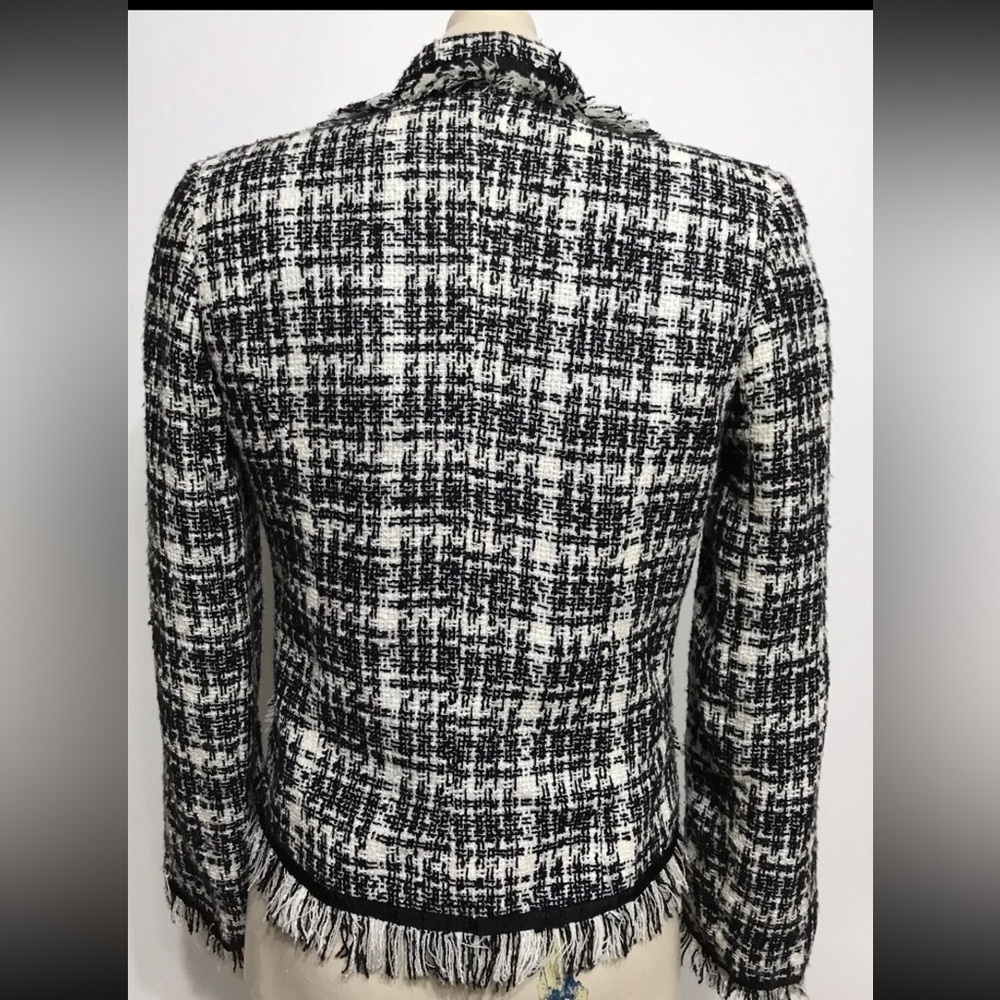 Chic Black and White Tweed Blazer large - Picture 4 of 10